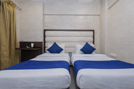 Spacious Paying Guest Room in Andheri East